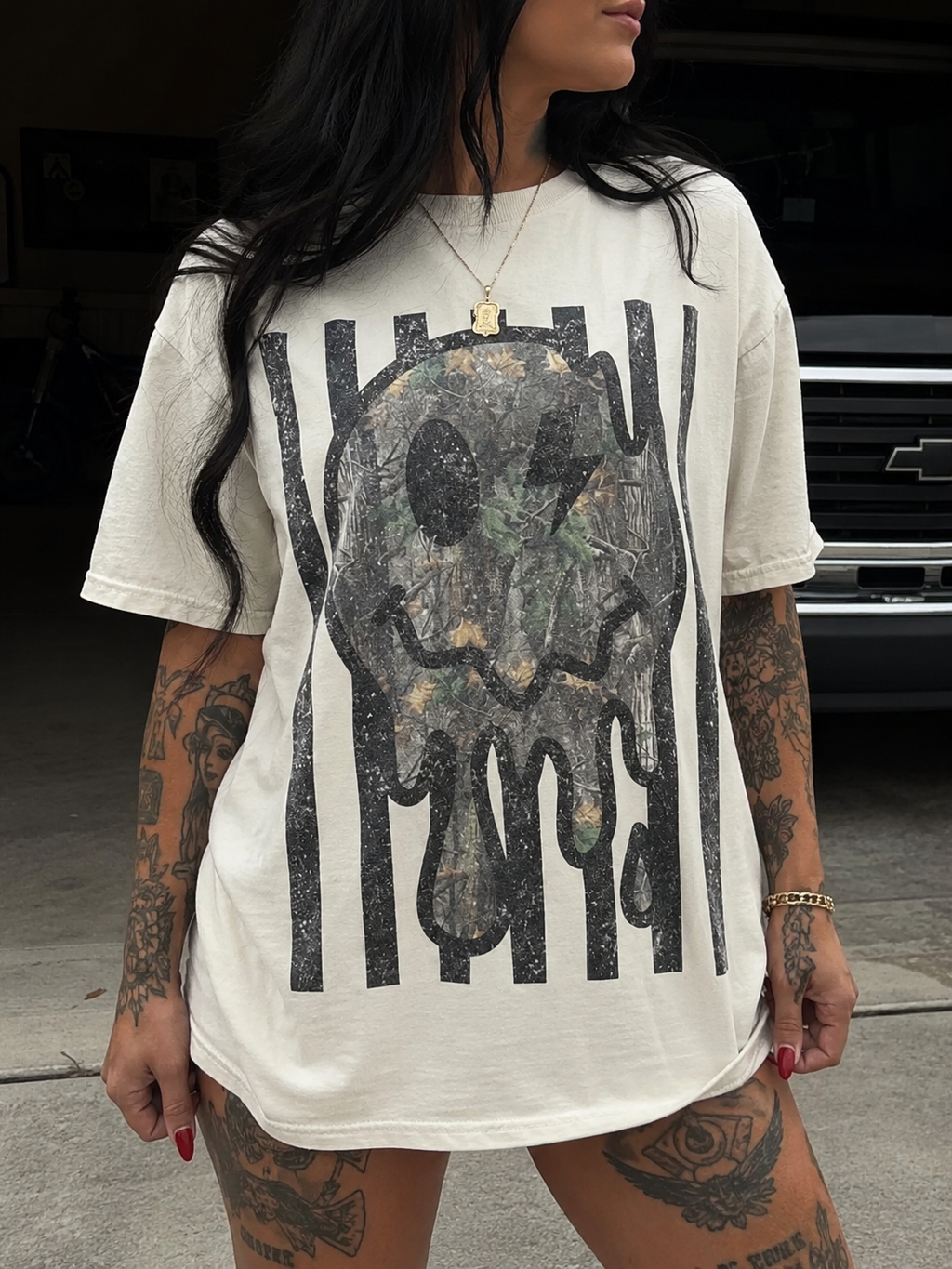 camo smiley graphic tee