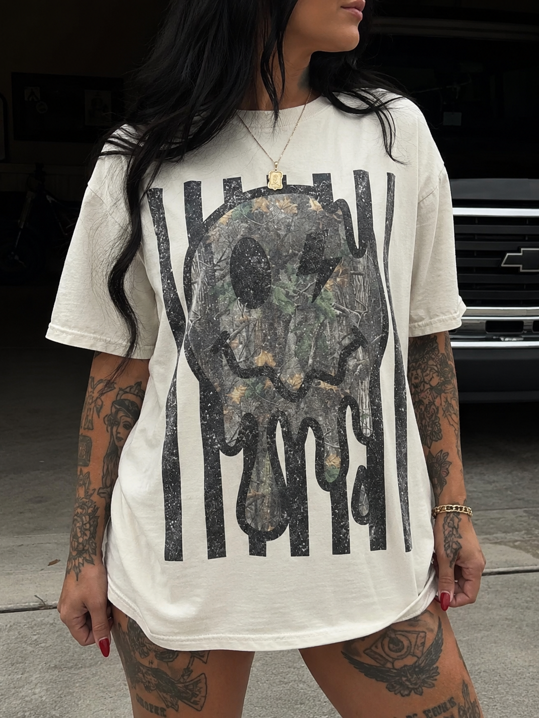 camo smiley graphic tee