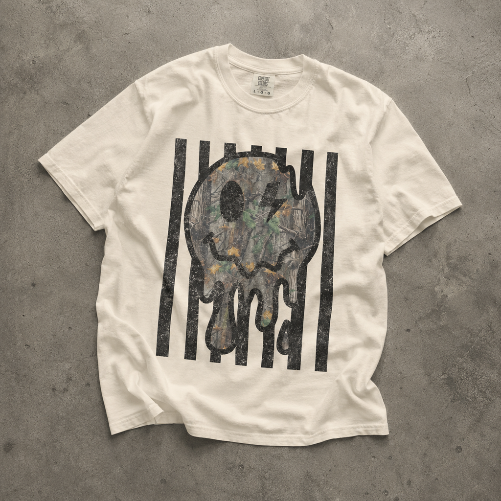camo smiley graphic tee